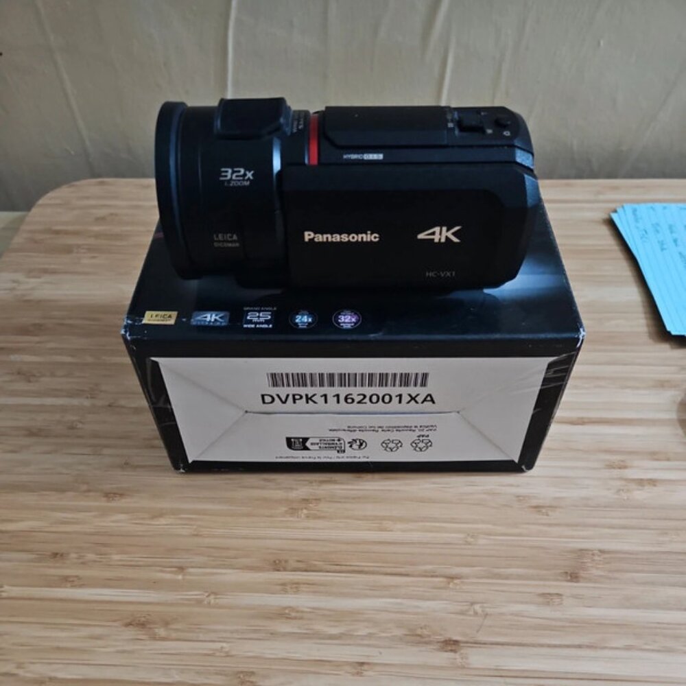 Panasonic HC-VX1